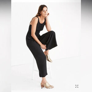 Madewell Smocked Button-Front Crop Jumpsuit size 2 color Black